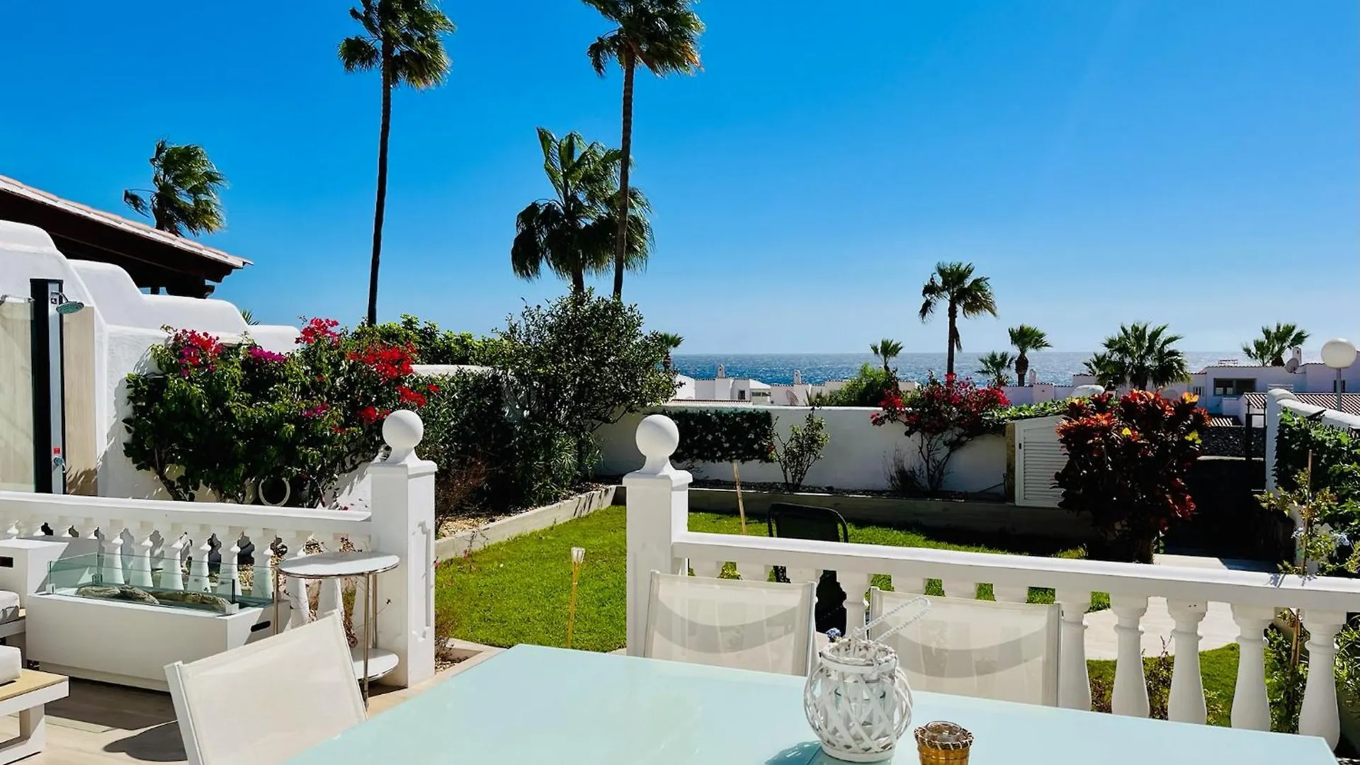 Villa With Sea View And Luxury Heated Pool San Miguel de Abona 0*,  Španělsko